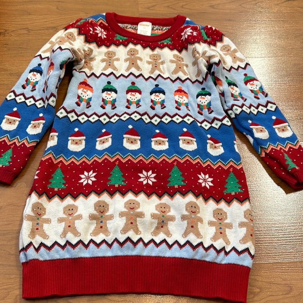 Gymboree toddler girls holiday sweater dress in size 5T.